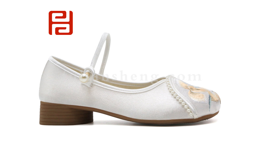 福連升夏季女鞋中國(guó)風(fēng)傳統(tǒng)民族風(fēng)漢唐風(fēng)韻舞蹈鞋鞋